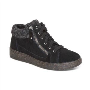 AETREX Bonnie arch support sneakers black suede 9-9.5 comfy minimal neutral